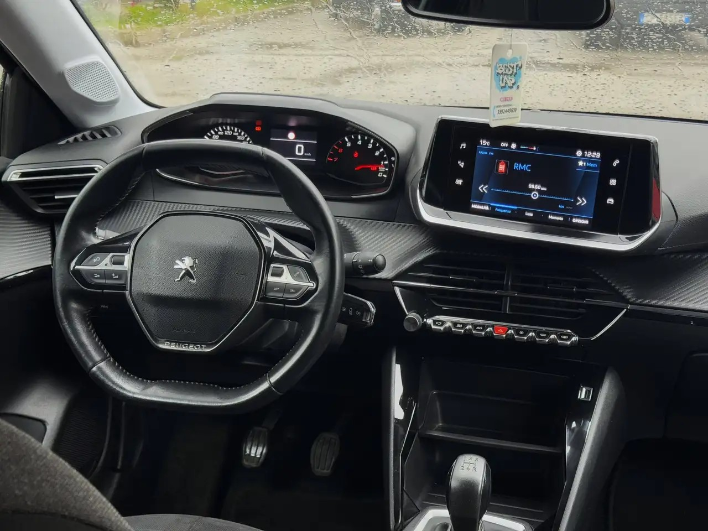 Peugeot 208 1.2 Puretech Active S 75CV - immagine 1