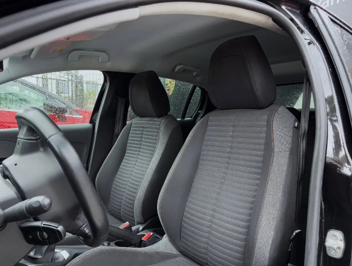 Peugeot 208 1.2 Puretech Active S 75CV - immagine 10