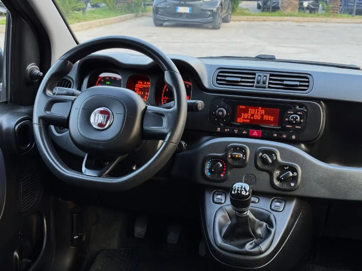 Fiat Panda 1.2 Easy S 69CV | IVA ESPOSTA - immagine 4