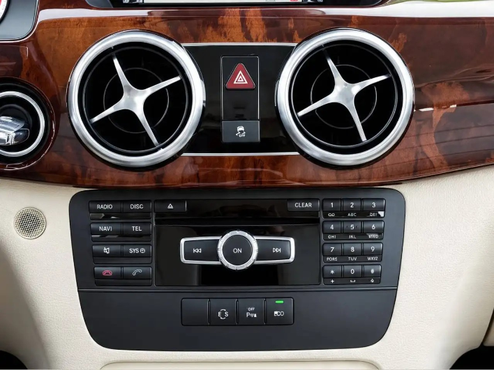 Mercedes-Benz GLK 200 CDI (be) Sport 140CV 2WD Auto - immagine 4