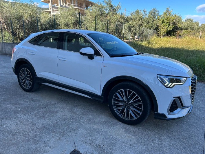 Audi Q3 Sprtback SLine 2.0 Tdi 150 CV - immagine 9