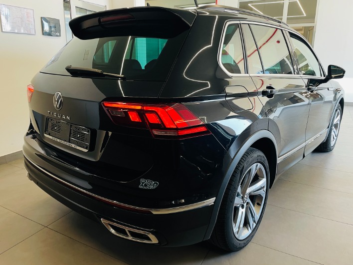 Volkswagen Tiguan R-Line 2.0 tdi DSG - immagine 14