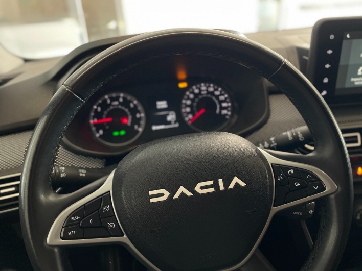 Dacia Jogger 1.0 tce Gpl 100cv Expression 7 posti - immagine 1