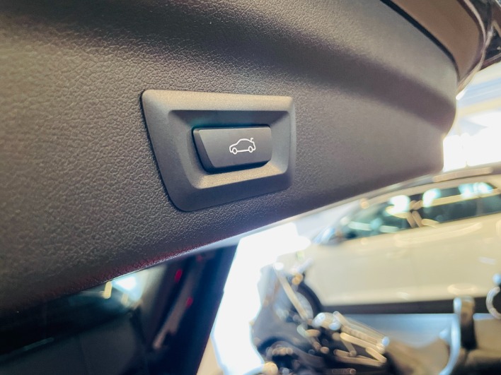 bmw x1 20d 150 cv X-Line S-Drive Automatica - immagine 9