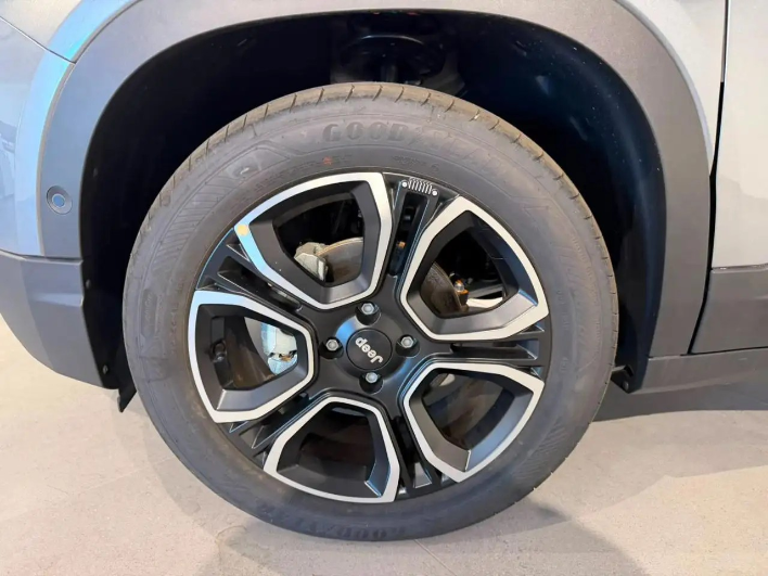 Jeep Avenger 1.2 Turbo 100 CV Summit - immagine 6