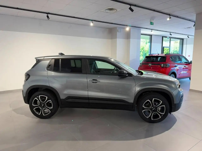Jeep Avenger 1.2 Turbo 100 CV Summit - immagine 12