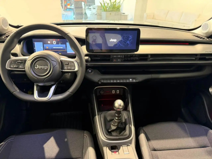 Jeep Avenger 1.2 Turbo 100 CV Summit - immagine 2