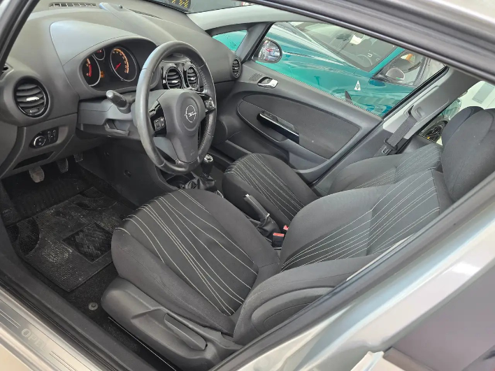 Opel Corsa 5 Porte 1.3CDTI 95CV Edition - immagine 1