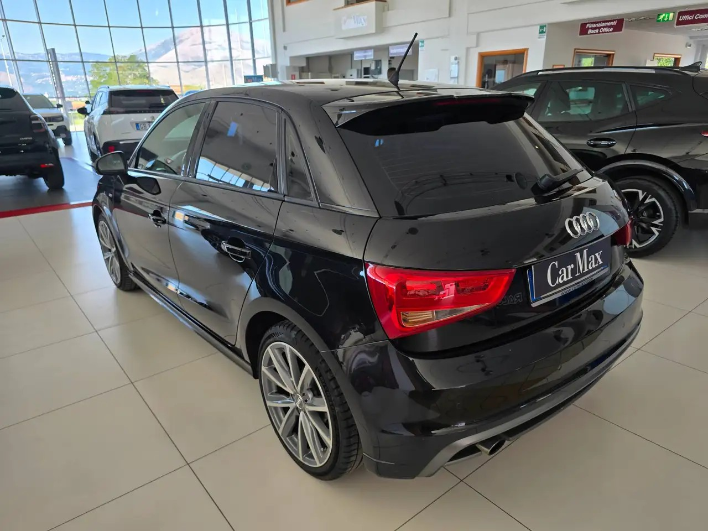 Audi A1 SportBack 1.6TDI 90CV S-Line Edition - immagine 8