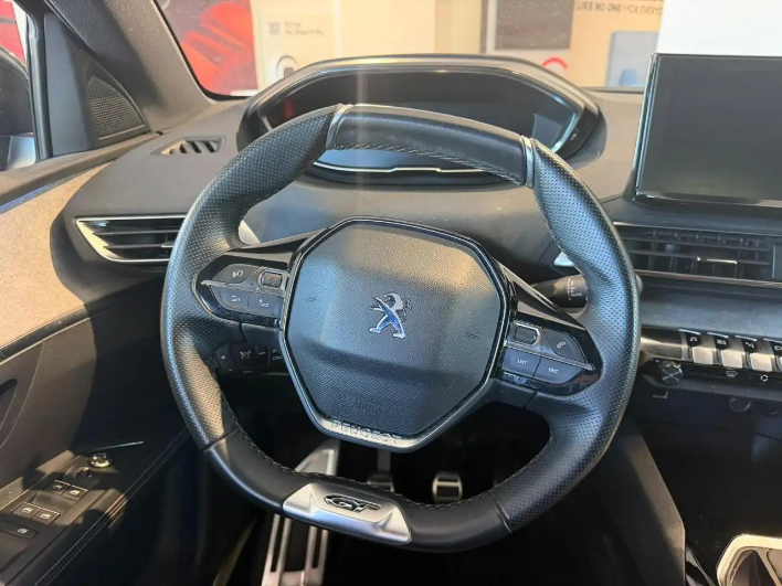 Peugeot 3008 BlueHDi 130 S&S GT - immagine 1