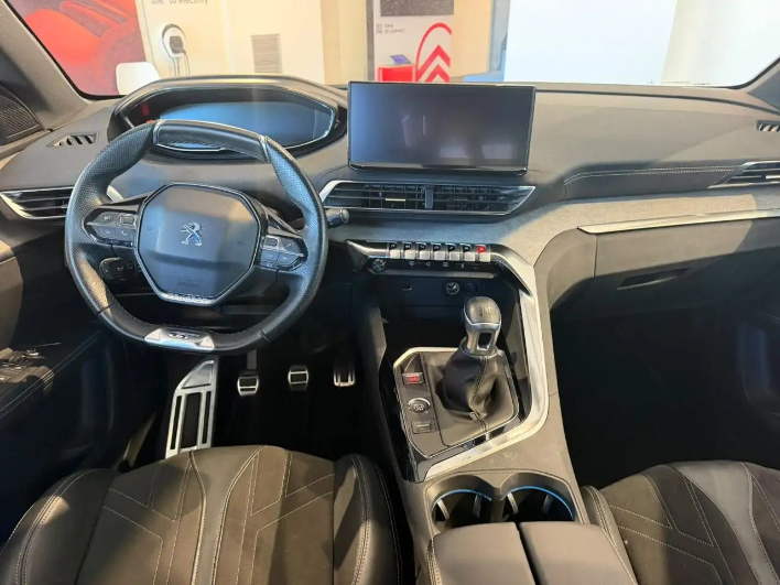 Peugeot 3008 BlueHDi 130 S&S GT - immagine 2