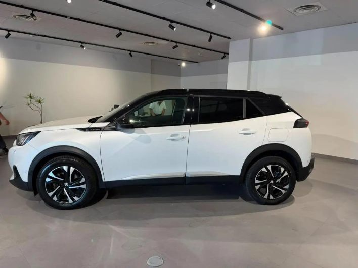 Peugeot 2008 BlueHDi 130 S&S EAT8 GT Line - immagine 6