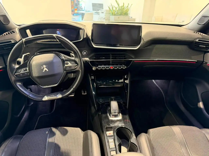 Peugeot 2008 BlueHDi 130 S&S EAT8 GT Line - immagine 2