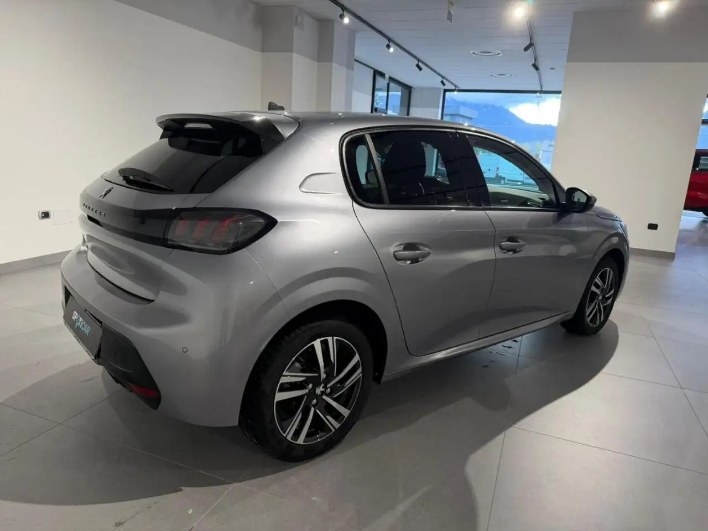 Peugeot 208 BlueHDi 100 Stop&Start 5 porte Allure Pack - immagine 10