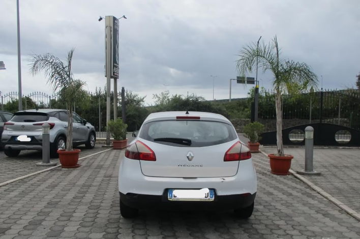 RENAULT Megane Mégane 1.5 dCi 90CV Confort - immagine 2