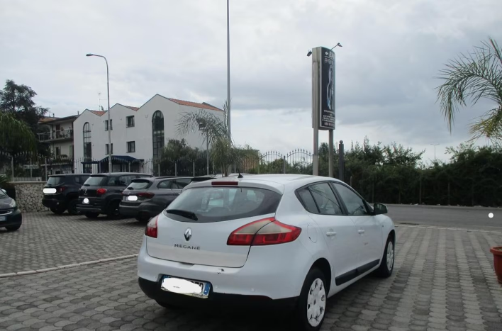 RENAULT Megane Mégane 1.5 dCi 90CV Confort - immagine 3