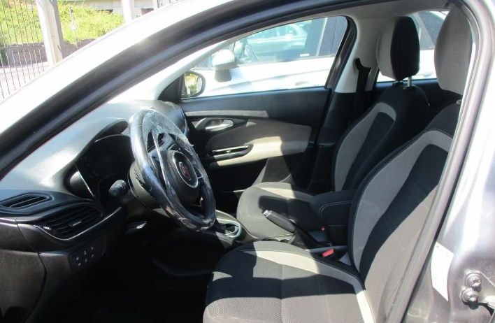 FIAT Tipo 1.6 Mjt S&S DCT 5 porte Lounge - immagine 4