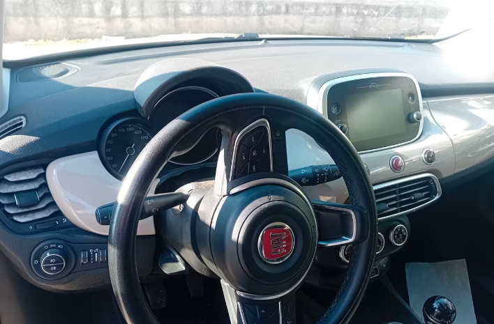Fiat 500X 1.3 MultiJet 95 CV Sport - immagine 2