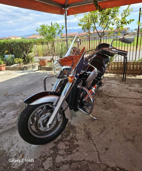 Kawasaki VN 2000 - immagine 1