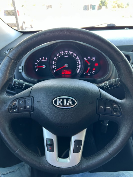 Kia Sportage 1.7 CRDI Class "disponibile" - immagine 11