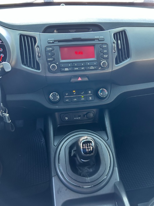Kia Sportage 1.7 CRDI Class "disponibile" - immagine 13
