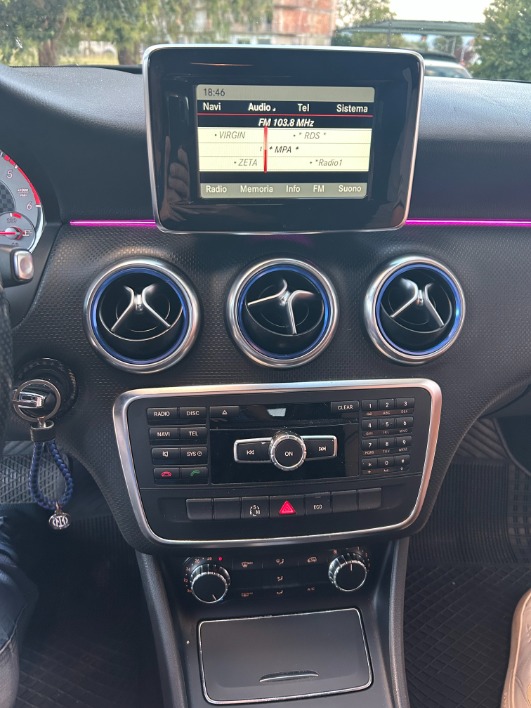 Mercedes A180 Sport dci 110 CV "disponibile" - immagine 10