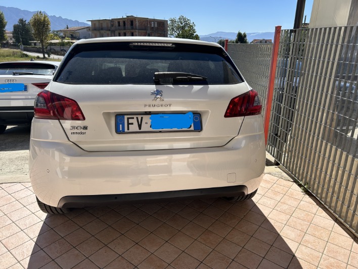 "Disponibile" Peugeot 308 5P 1.5 hdi 130 cv Allure Pack - immagine 2