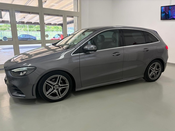 Mercedes-Benz B 180 d Premium auto - immagine 8