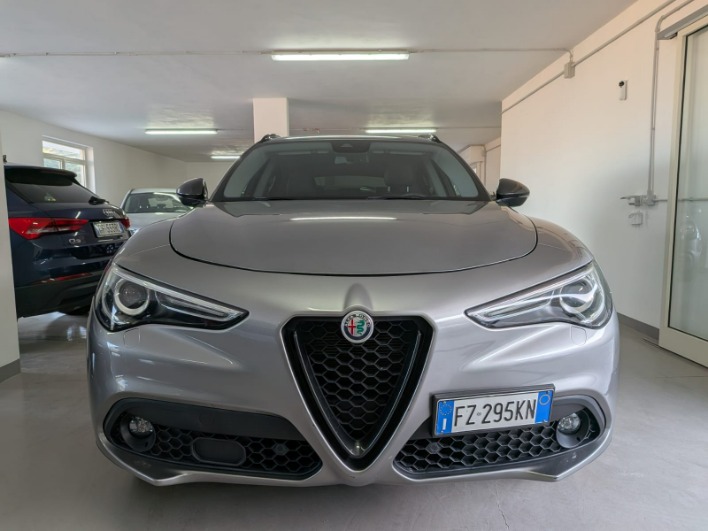 Stelvio 2019 2.2 t Ti Q4 210cv auto - immagine 4