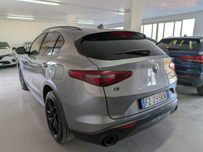 Stelvio 2019 2.2 t Ti Q4 210cv auto - immagine 9