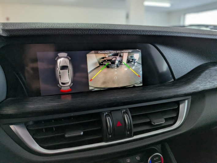 Stelvio 2019 2.2 t Ti Q4 210cv auto - immagine 12