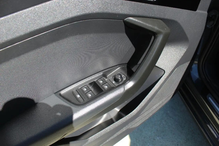 Audi A1 SPB 25 TFSI Advanced - immagine 7
