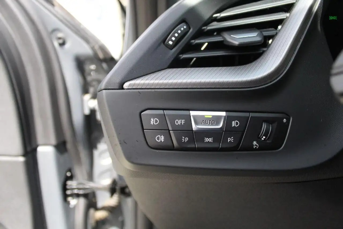 BMW 118 118i Msport 5p auto - immagine 4