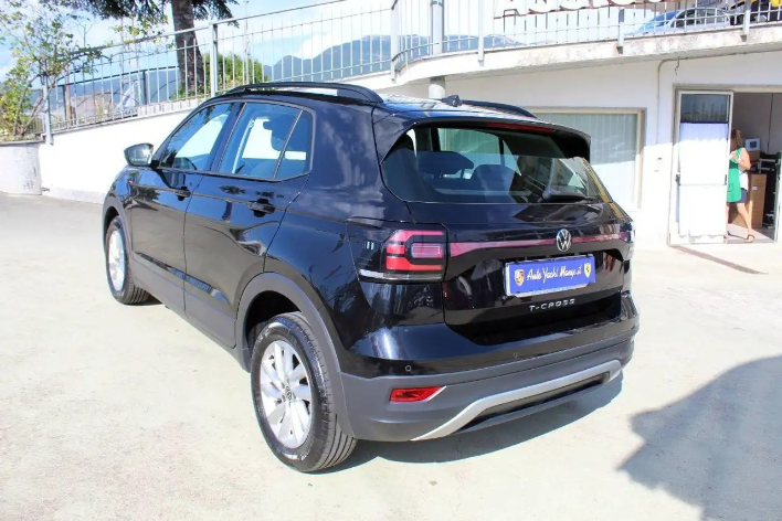 Volkswagen T-Cross 1.0 TSI 110 CV DSG Sport - immagine 8