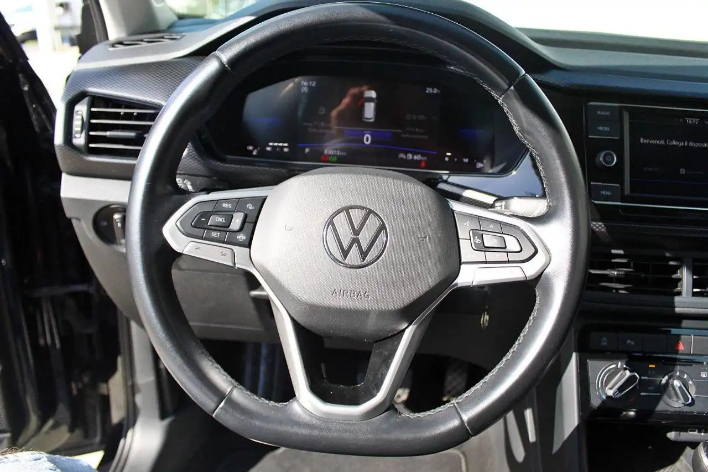 Volkswagen T-Cross 1.0 TSI 110 CV DSG Sport - immagine 4