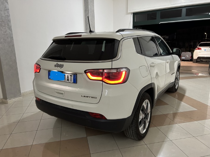 Jeep Compass 1.6 MJ Limited 120CV - immagine 8