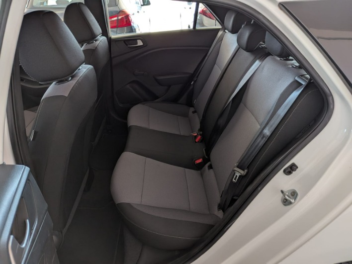 i20 II 2015 5p 1.2 Classic 75cv km 23.000 - immagine 7
