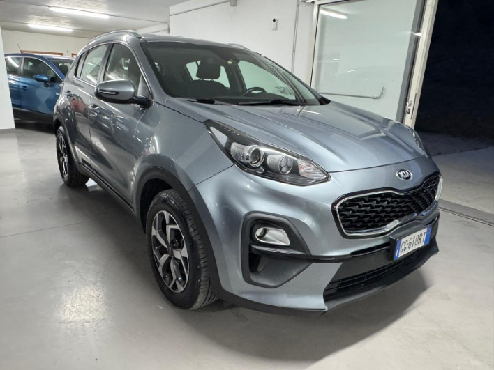 Sportage IV 2021 1.6 crdi mhev Style 2wd 136cv dct garanzia ufficiale fino al 08/2028 - immagine 2
