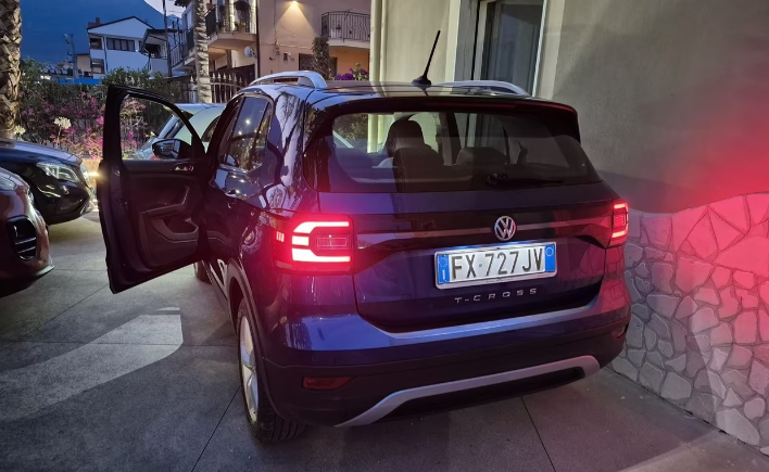 Volkswagen T-Cross 1.6 TDI SCR Advanced BMT - immagine 11