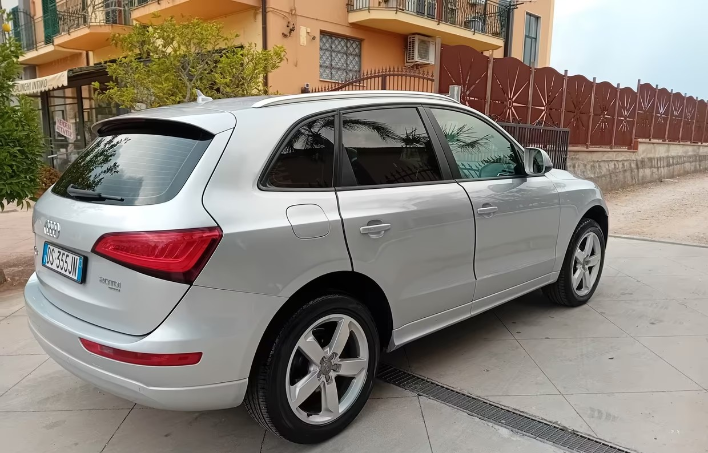 Audi Q5 2.0 TDI 170 CV quattro - immagine 10