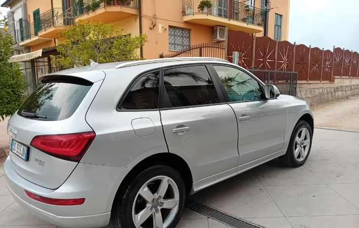 Audi Q5 2.0 TDI 170 CV quattro - immagine 2