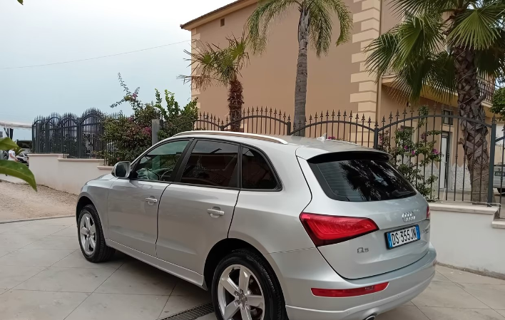 Audi Q5 2.0 TDI 170 CV quattro - immagine 6