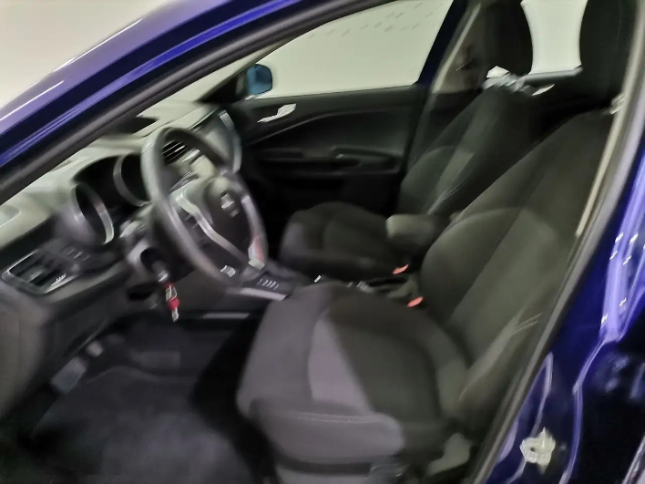 Alfa Romeo Giulietta 1.6 JTDM 120cv TCT Giulietta - immagine 4