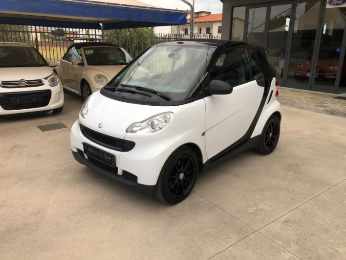 Smart ForTwo 800 CDi Cabrio 2010 - immagine 3