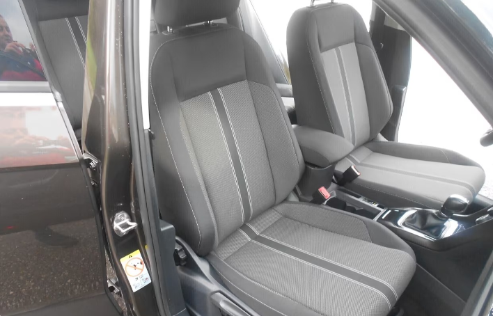 T-ROC 2.0TDI(BI-COLOR,DSG-NAVI)E6D-TEMP,150cv - immagine 4