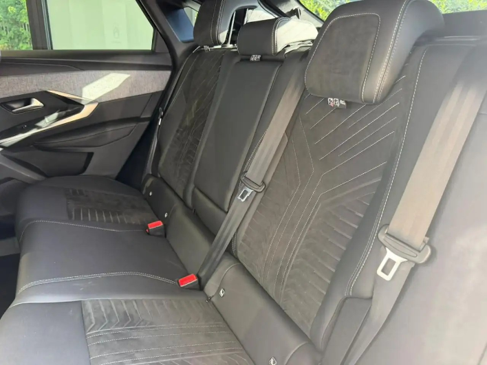 Peugeot 3008 Hybrid 136 e-DCS6 GT - immagine 3
