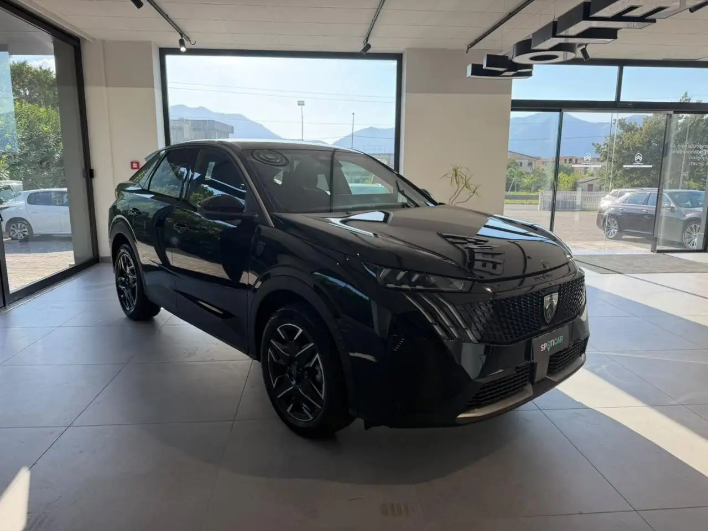 Peugeot 3008 Hybrid 136 e-DCS6 GT - immagine 11