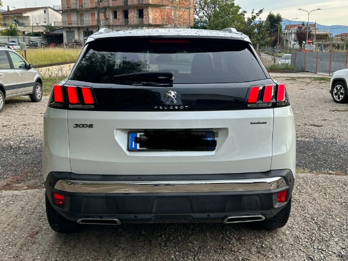 Peugeot 3008 GTLine 1.5 hdi 130CV - immagine 6