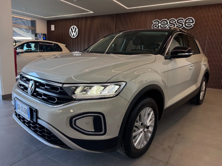 Volkswagen T-Roc 1.0 Tsi 11o cv Life - immagine 9