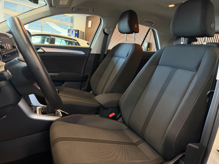 Volkswagen T-Roc 1.0 Tsi 11o cv Life - immagine 4